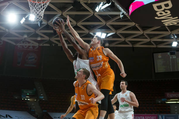 在亚冠赛场 在亚冠赛场