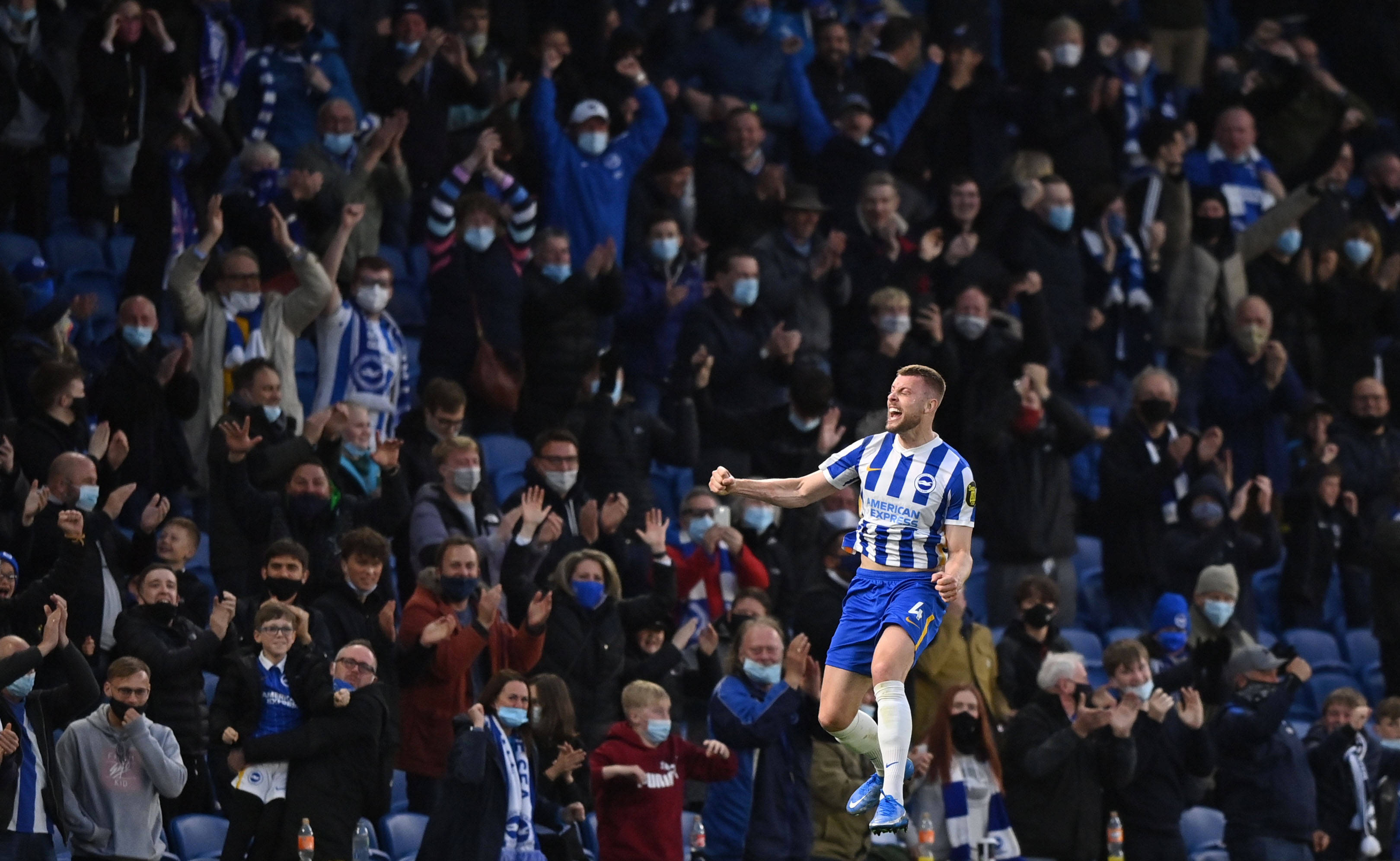 使他们在场 使他们在场