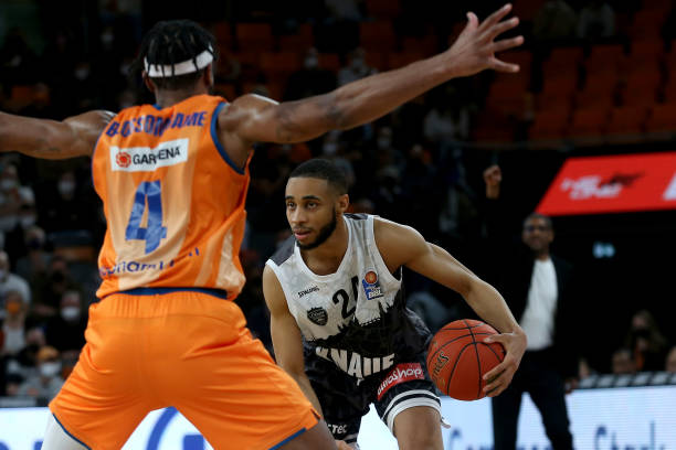 要归功于球 要归功于球