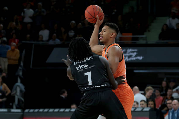 体育不仅仅 体育不仅仅